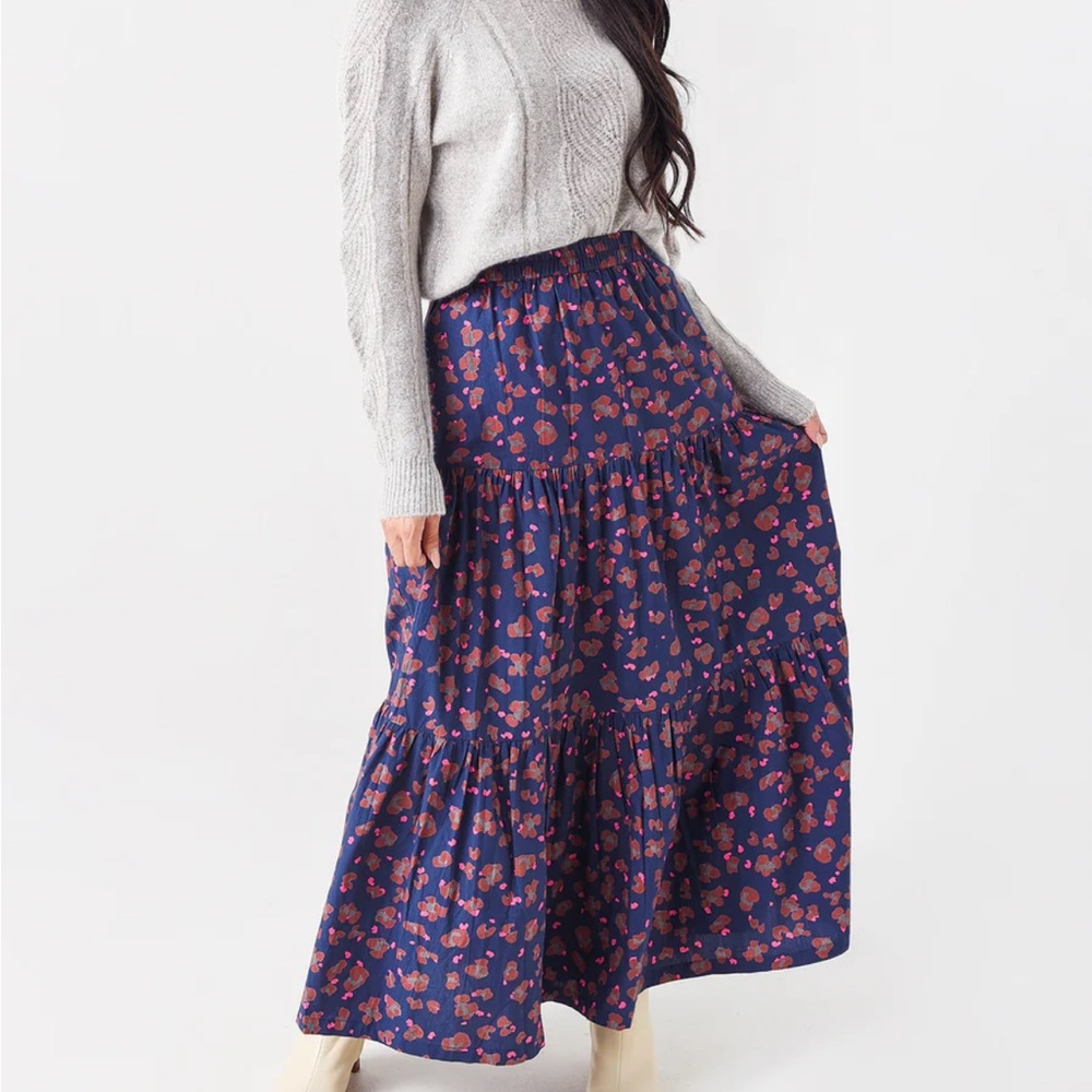 OLIPHANT Women's Tiered Animal Print Maxi Skirt